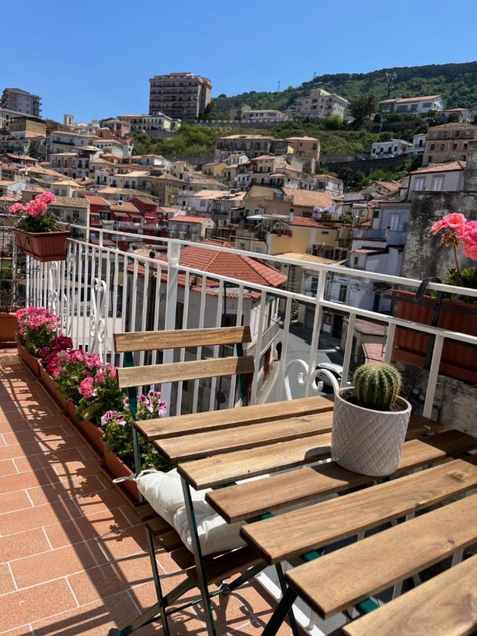 Pizzo Central House Exterior photo